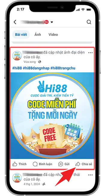 Bước 3: Đăng nhập vào Facebook → Thay đổi ảnh đại diện mới tải kèm hashtag → sau đó "Chia Sẻ"